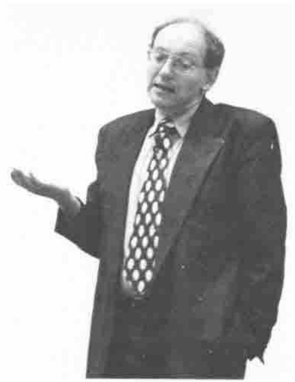Photograph of Heinz Roggenkemper speaking